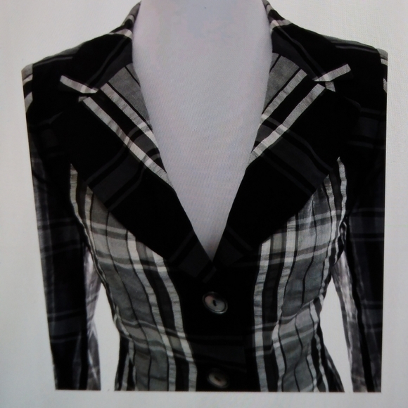 𝅺TRIXIE Schober Blazer - Picture 5 of 11